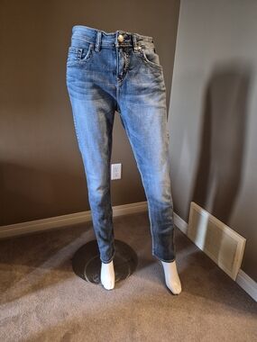 Silver Jeans Women’s Casey Boyfriend Jeans